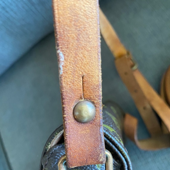 Vintage Louis Vuitton Shoulder/Crossbody Bag 100% Authentic - Picture 7 of 13